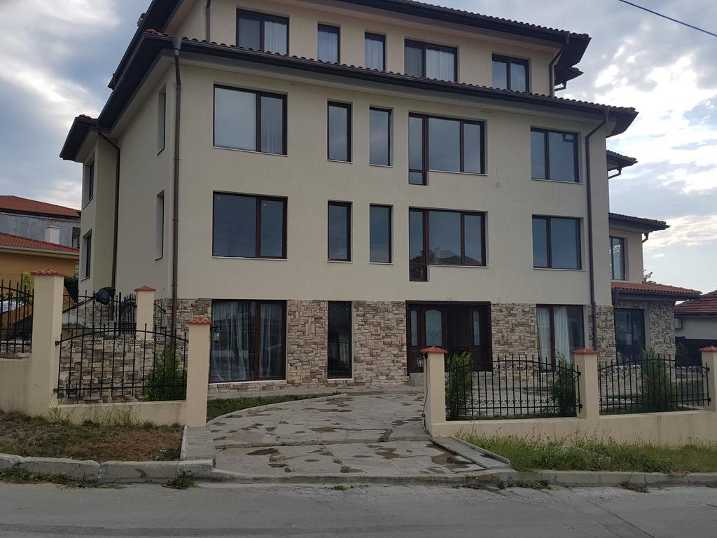 Apartments Stefanov In Byala Beala Exterior foto